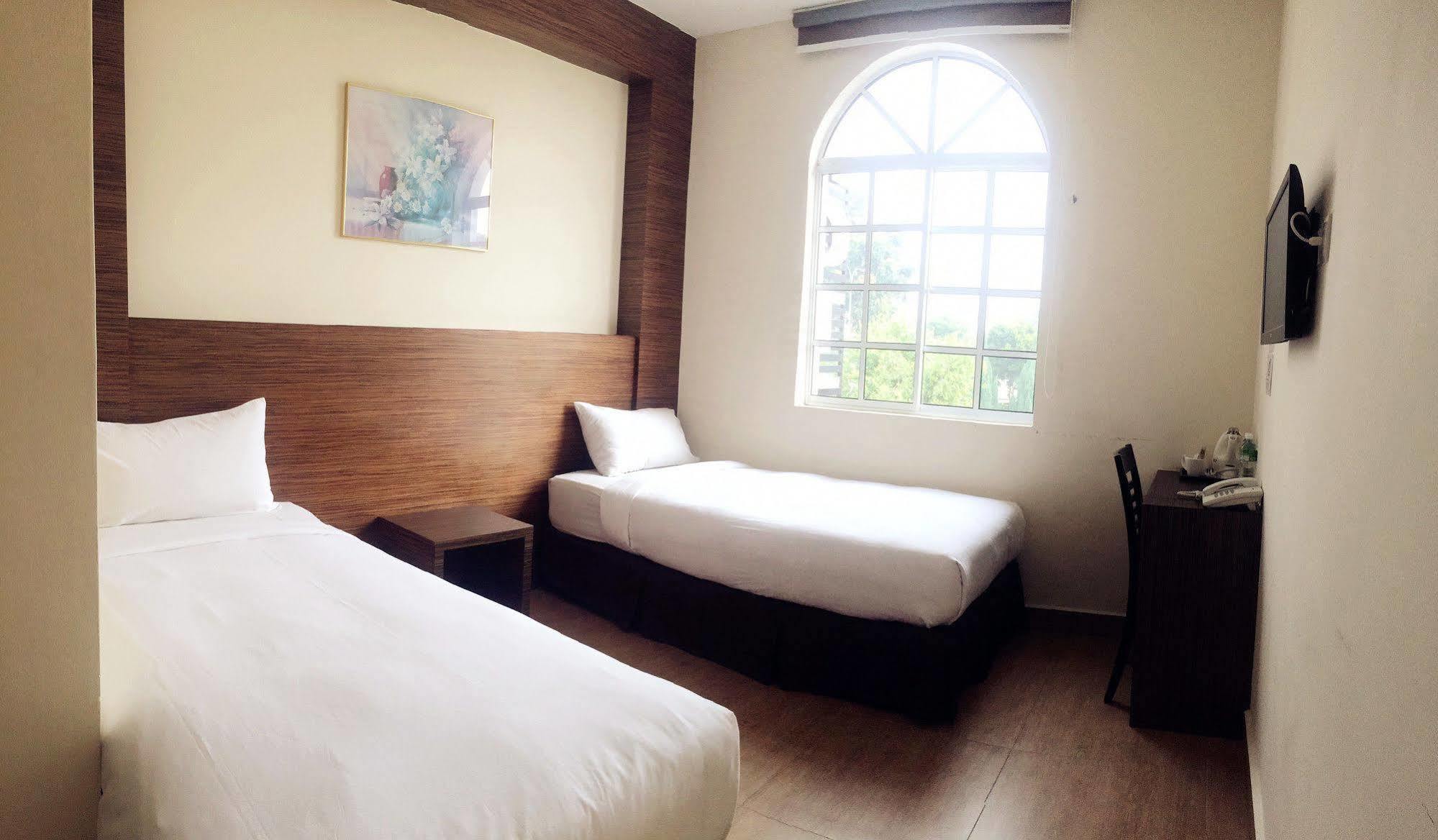 Super Oyo 596 The Vintage Hotel Johor Bahru Eksteriør bilde
